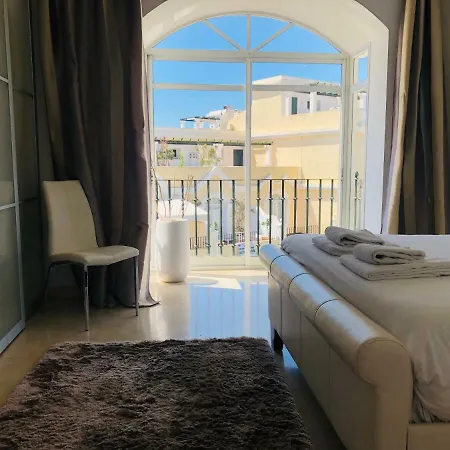 Luxury Duplex In Aloha Gardens Close To Puerto Banus Марбелья