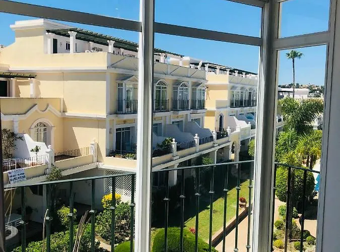 Luxury Duplex In Aloha Gardens Close To Puerto Banus