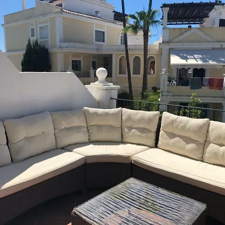 Luxury Duplex In Aloha Gardens Close To Puerto Banus شقة ماربيا