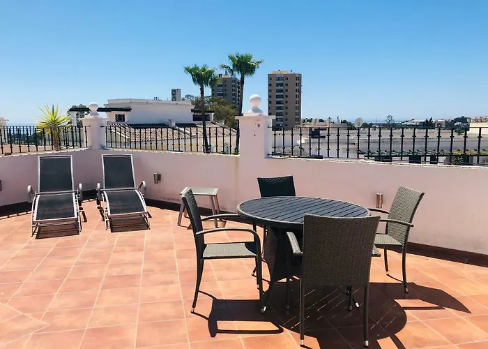 Luxury Duplex In Aloha Gardens Close To Puerto Banus شقة ماربيا