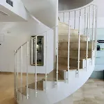 Luxury Duplex In Aloha Gardens Close To Puerto Banus شقة